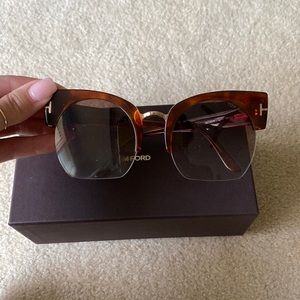 Brown Tom Ford designer sun glasses